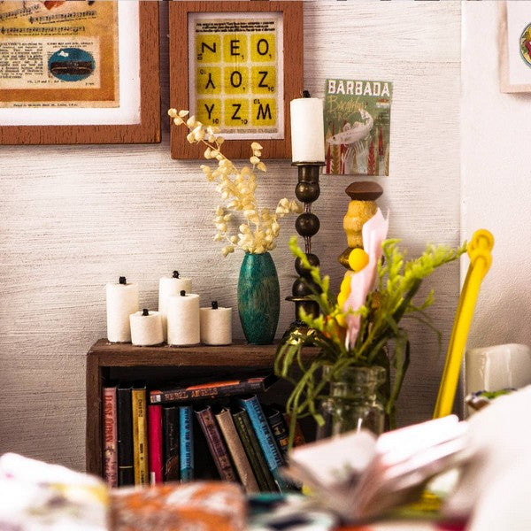 DIY Miniature House Kit | Alice's Dreamy Bedroom